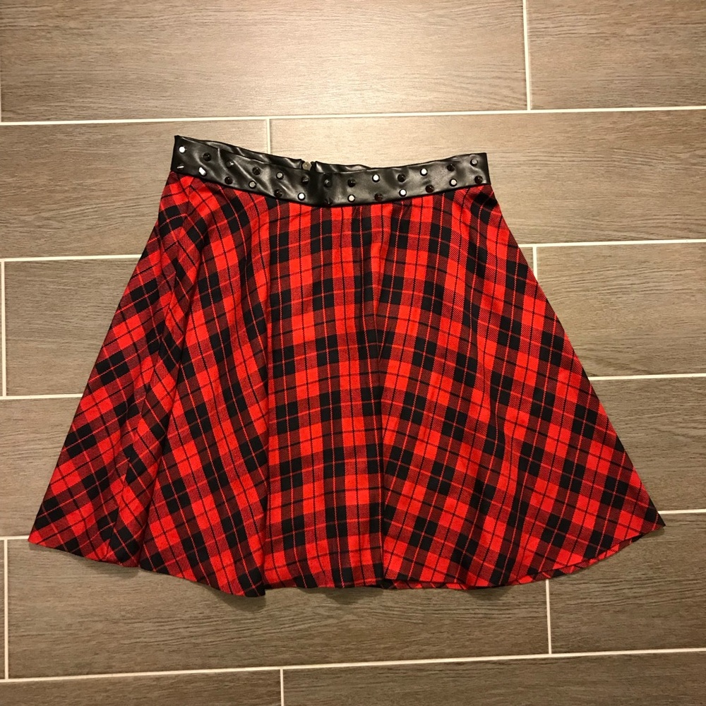 Black and red plaid skirt